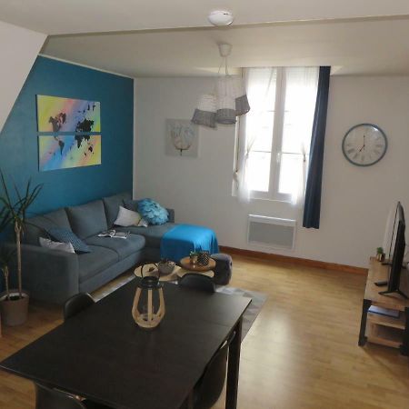 Grand Appartement Chaleureux Thouars Luaran gambar