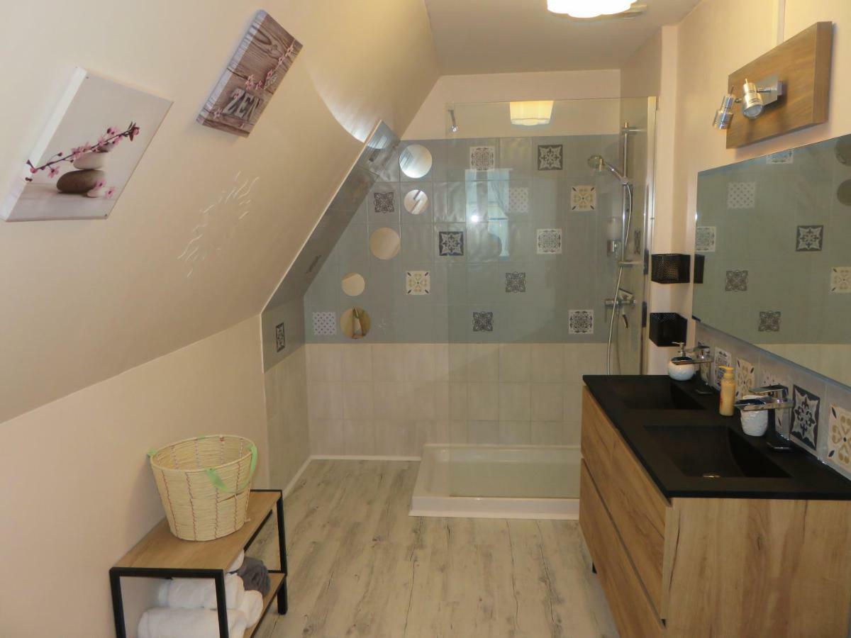 Grand Appartement Chaleureux Thouars Luaran gambar